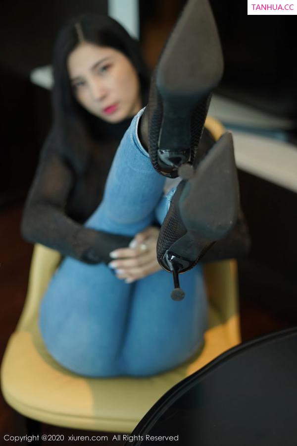 小蛮妖  [XiuRen]高清写真图 2020.07.30 No.2386 小蛮妖Yummy第33张图片